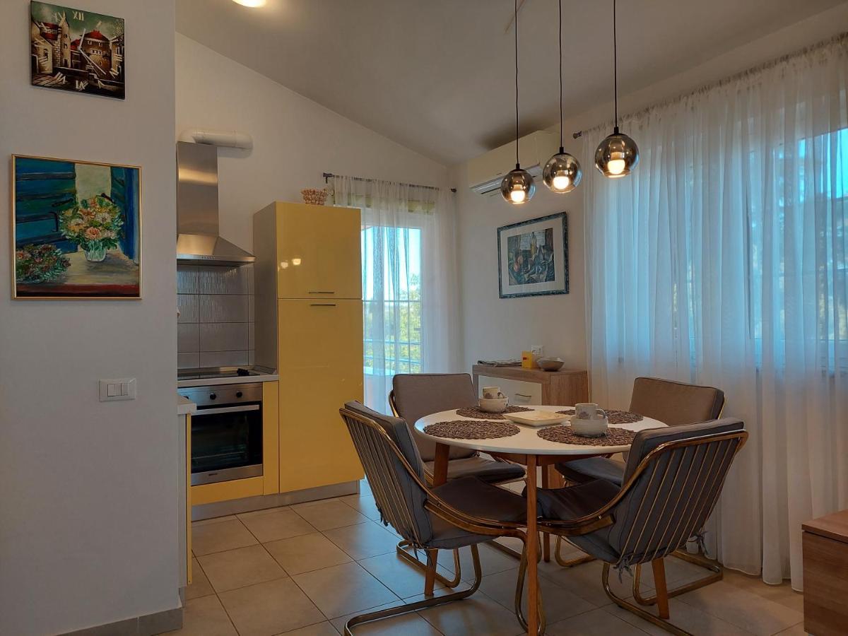 Lana Apartment Fažana Екстериор снимка