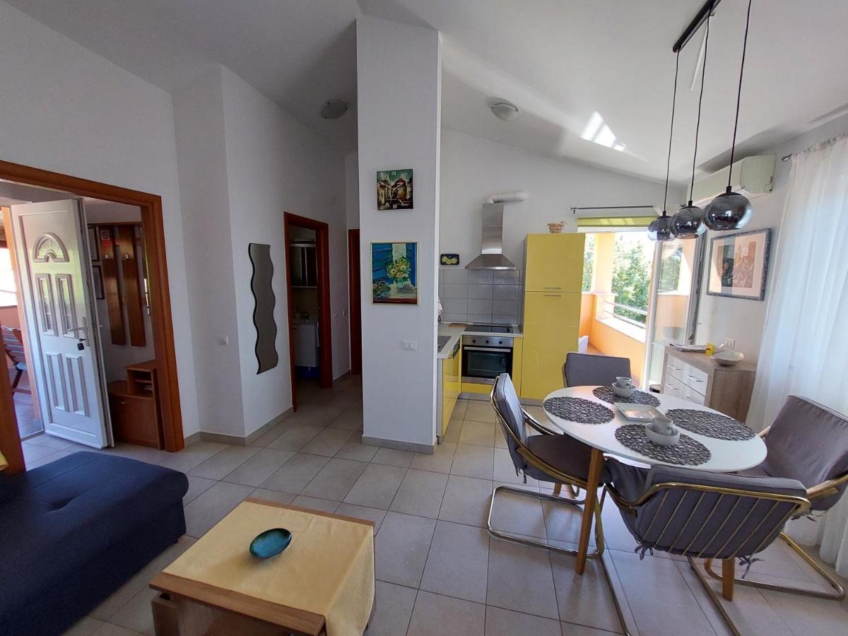 Lana Apartment Fažana Екстериор снимка